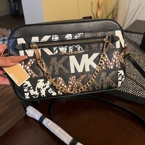 NWT Michael Kors Chain Crossbody Bag